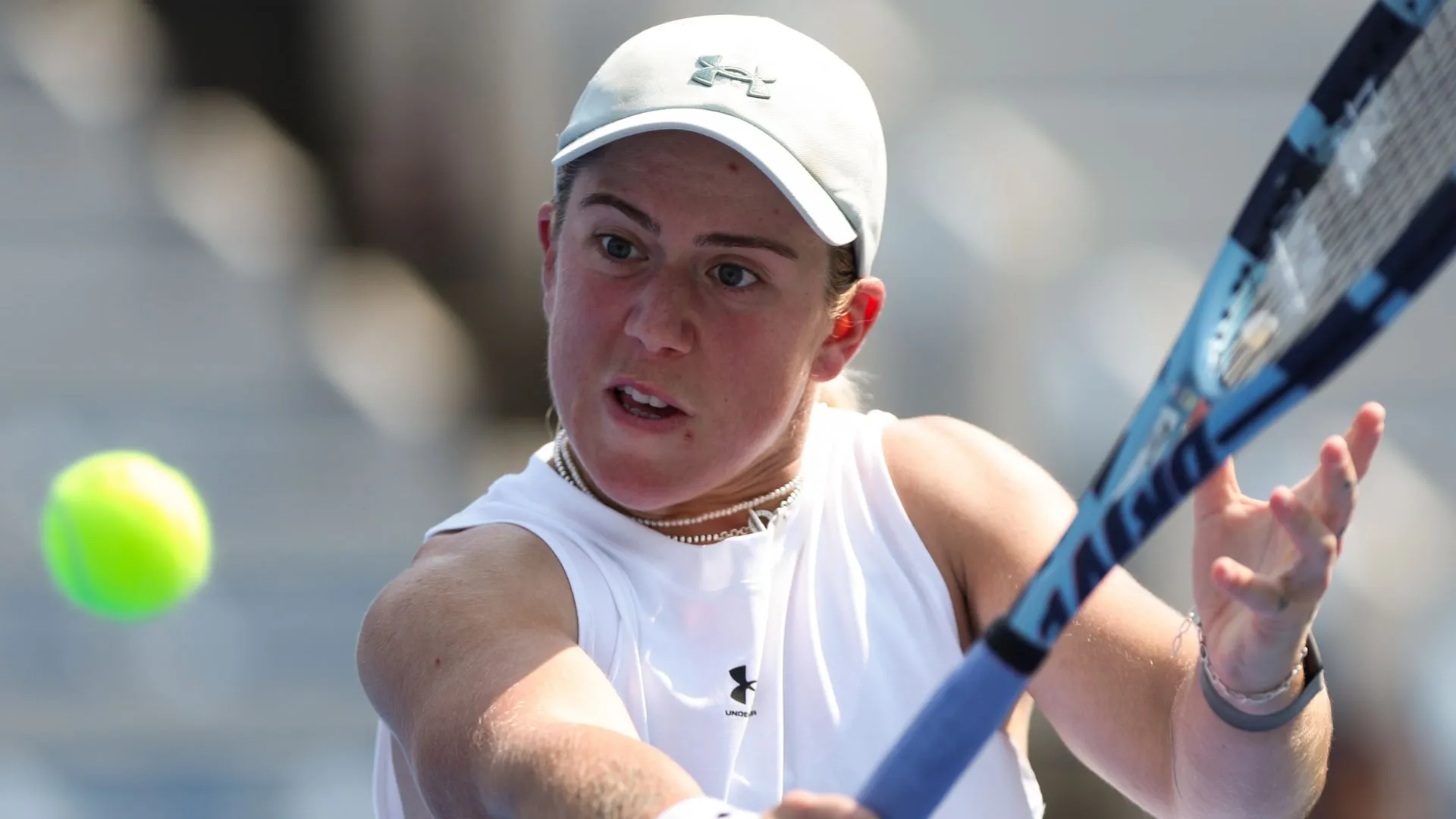 武汉网球公开赛重磅冷门！Sonay Kartal击败Bencic，斯瓦泰克稳步晋级